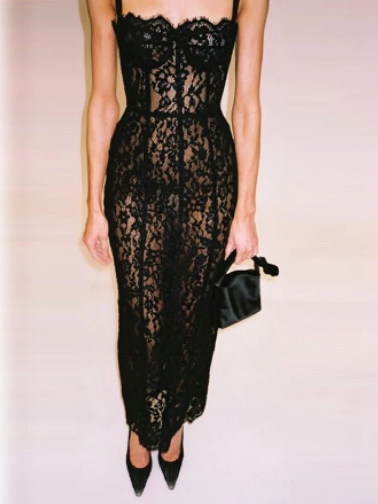 MIDNIGHT LACE BODYCON DRESS