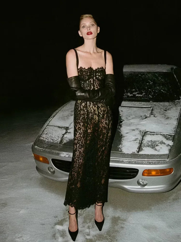 MIDNIGHT LACE BODYCON DRESS