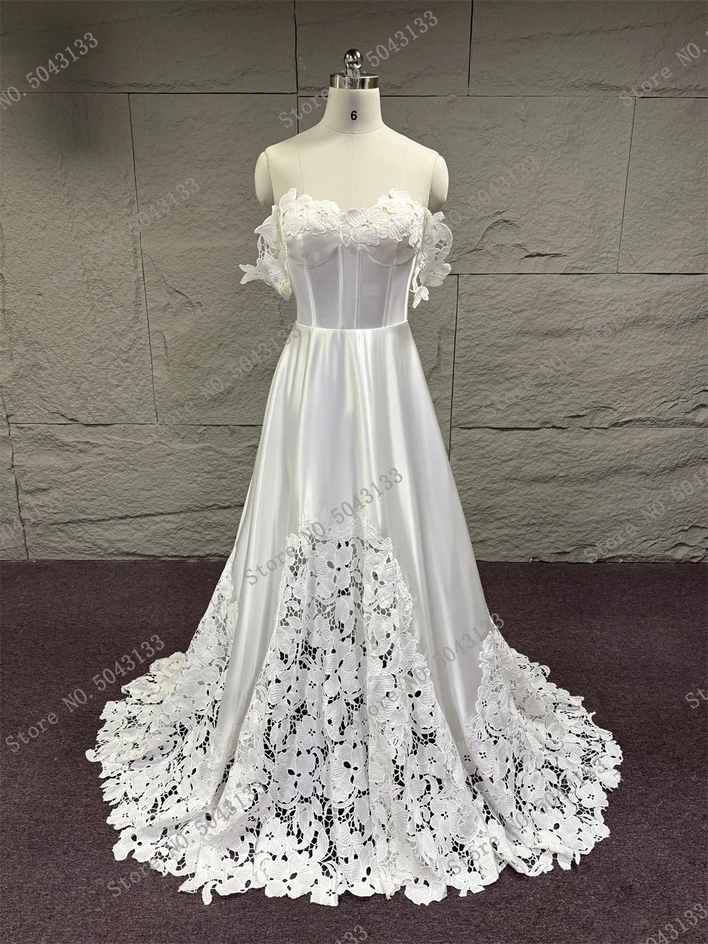 CUSTOMIZED DETACHABLE SLEEVES A LINE WEDDING DRESS